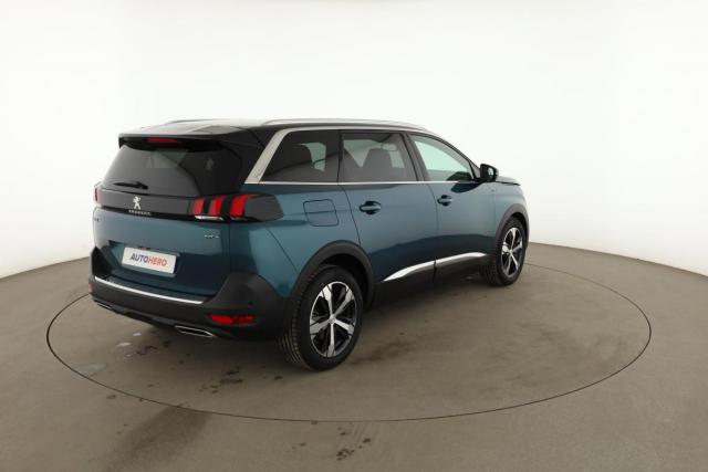 Peugeot 5008 image 3