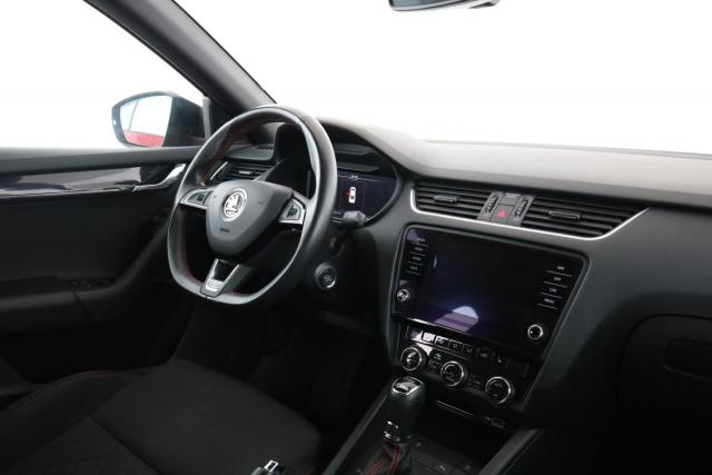Skoda Octavia image 8