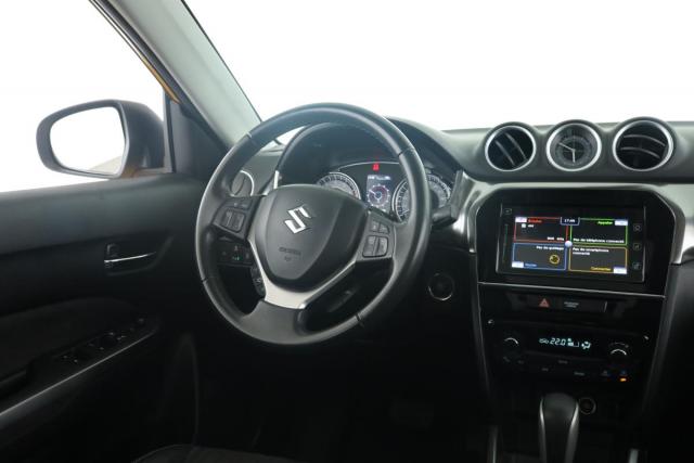 Suzuki Vitara image 9