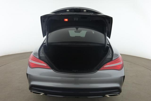 Mercedes Benz Cla image 3