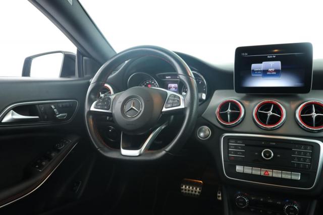 Mercedes Benz Cla image 6