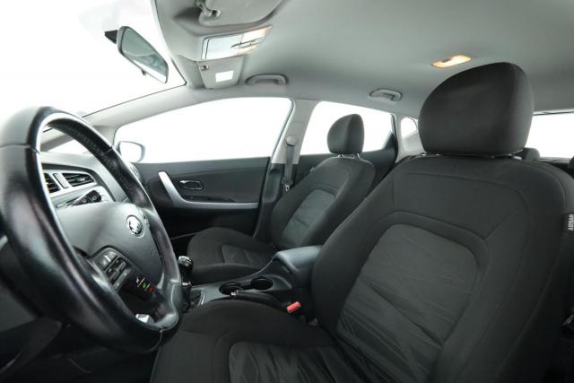Kia Cee'D image 9