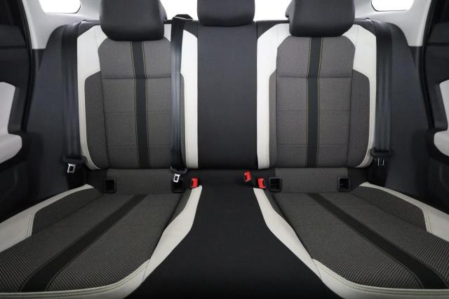 Volkswagen Taigo image 8