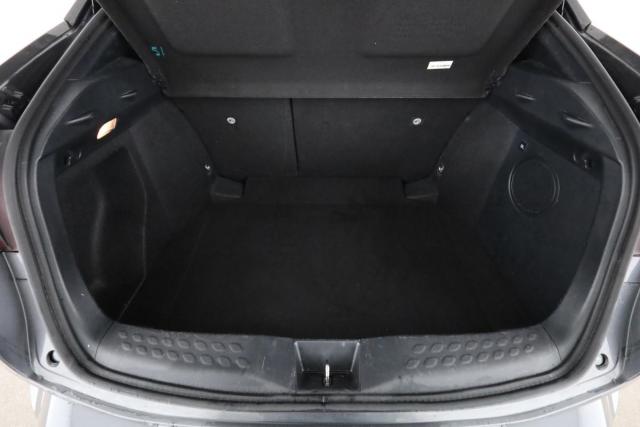 Toyota C-Hr image 8