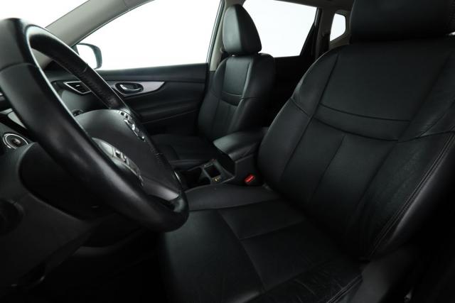 Nissan X-Trail image 5