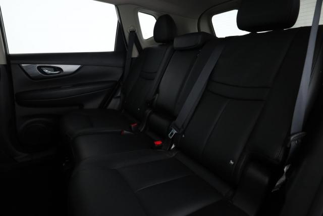 Nissan X-Trail image 4