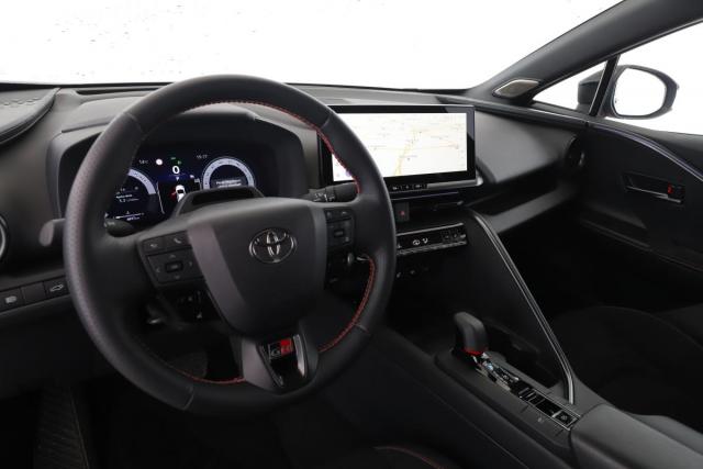 Toyota C-Hr image 4