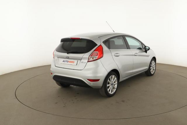 Ford Fiesta image 6