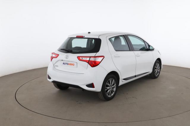 Toyota Yaris image 3