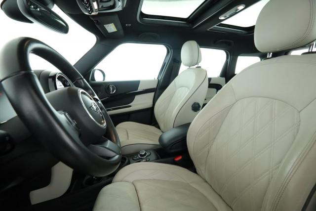 Mini Countryman image 2