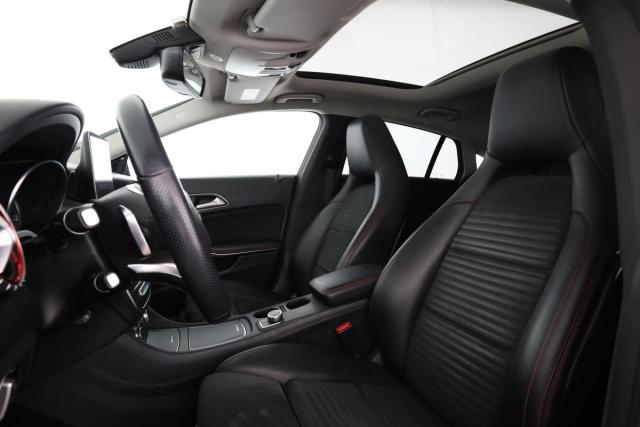 Mercedes Benz Cla Shooting Brake image 6