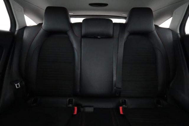 Mercedes Benz Cla Shooting Brake image 5