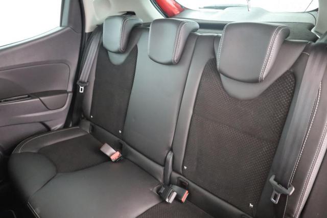 Renault Clio image 9