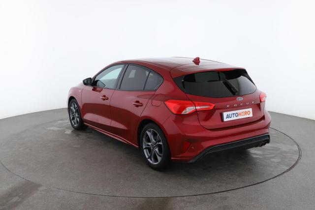 Ford Focus image 6