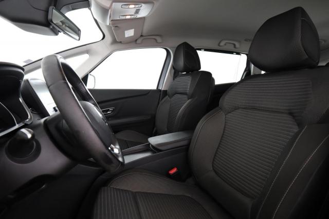 Renault Grand Scénic image 2