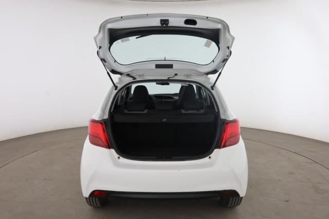 Toyota Yaris image 2