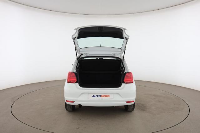Volkswagen Polo image 9