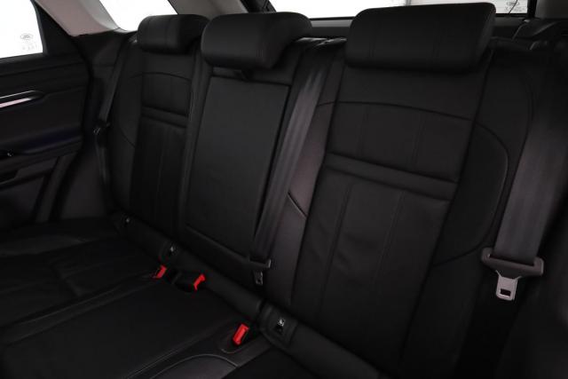 Land Rover Range Rover Evoque image 9