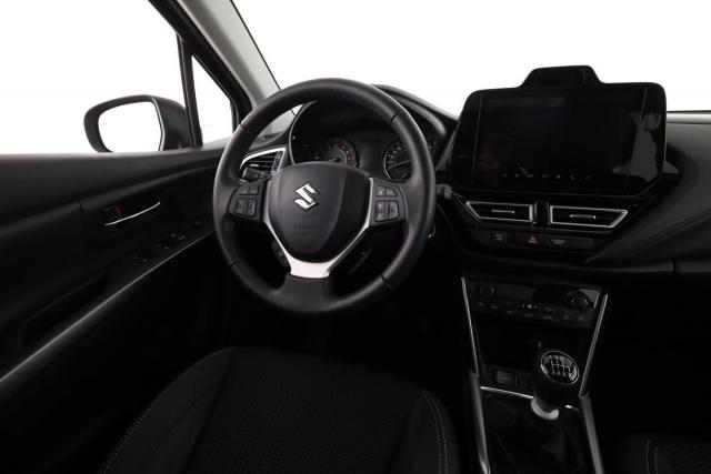 Suzuki S-Cross image 6