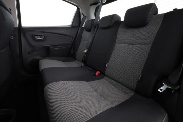 Toyota Yaris image 6
