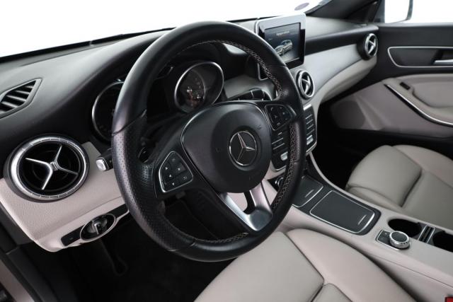 Mercedes Benz Cla Shooting Brake image 4