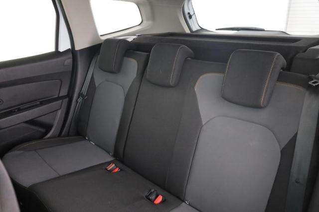 Dacia Duster image 2