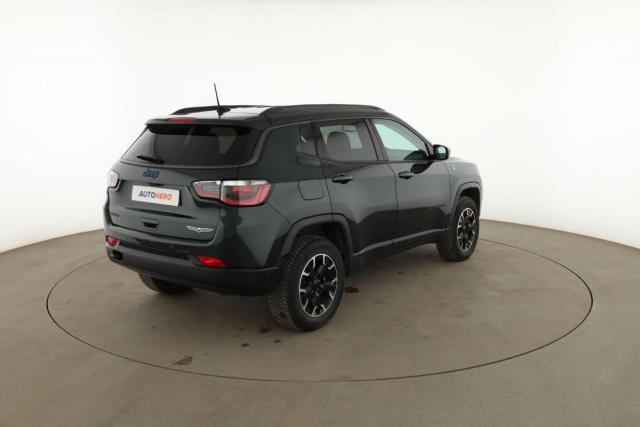 Jeep Compass image 5