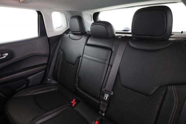Jeep Compass image 6
