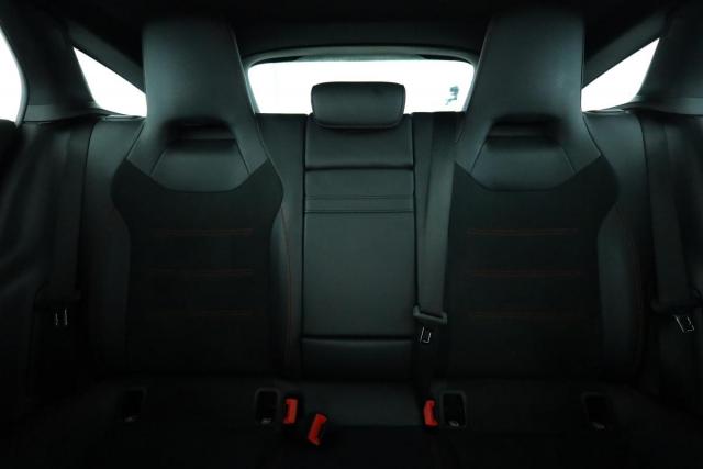 Mercedes Benz Cla Shooting Brake image 1