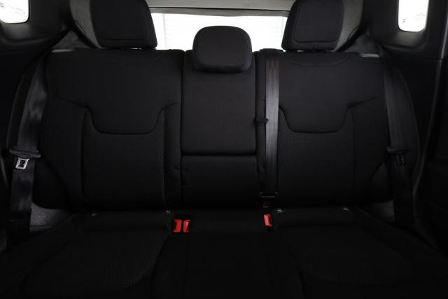 Jeep Renegade image 5