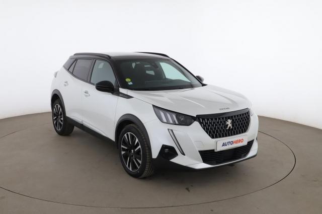 Peugeot 2008 image 2