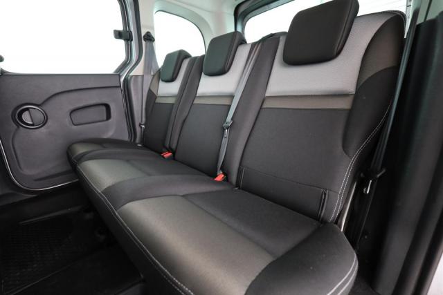 Renault Kangoo image 9