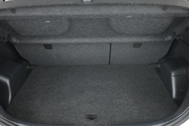 Toyota Yaris image 8