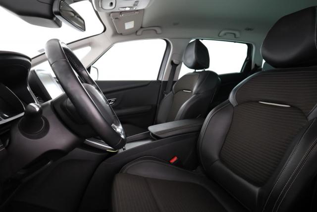 Renault Grand Scénic image 1