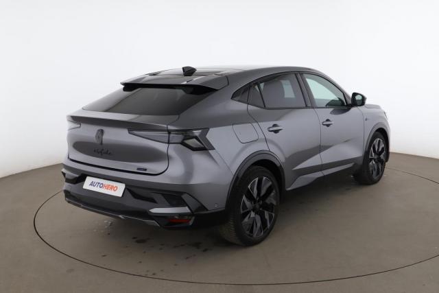 Renault Rafale image 2