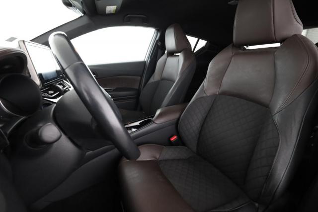 Toyota C-Hr image 4