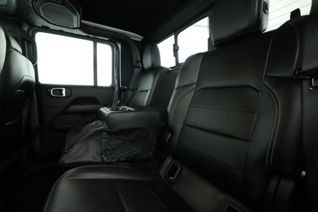 Jeep Gladiator image 7