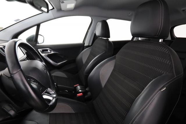 Peugeot 2008 image 4