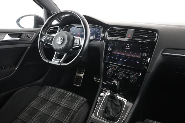 Volkswagen Golf image 4