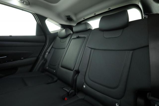 Hyundai Tucson image 8