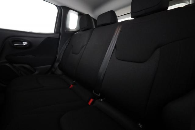 Jeep Renegade image 4