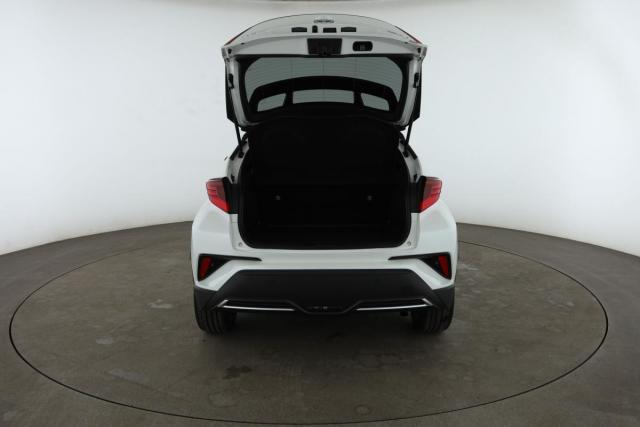 Toyota C-Hr image 6