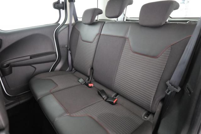 Ford Tourneo image 7