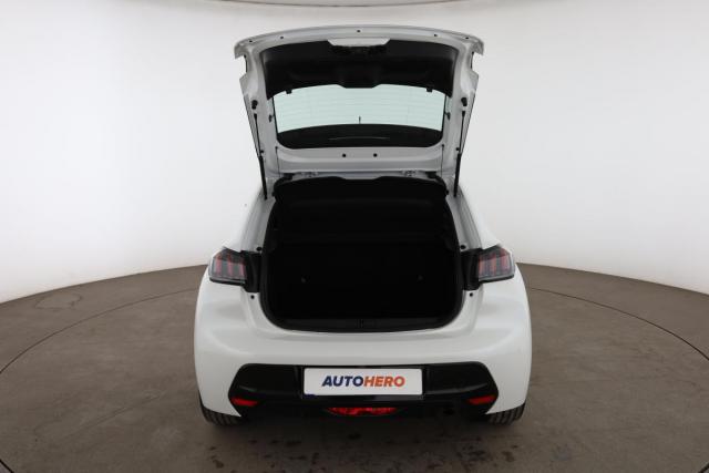 Peugeot 208 image 3