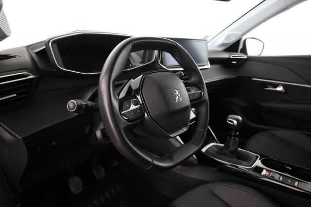 Peugeot 208 image 4