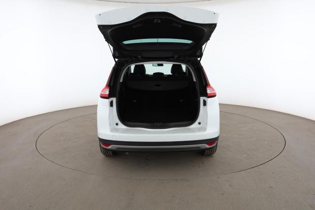 Renault Grand Scénic image 1