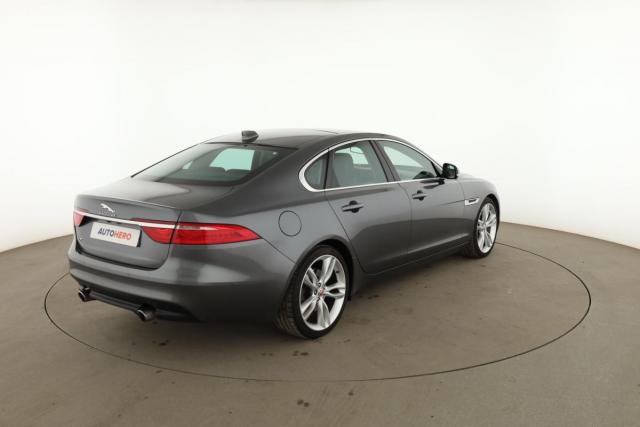Jaguar Xf image 5