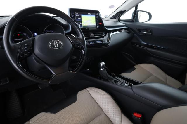 Toyota C-Hr image 4