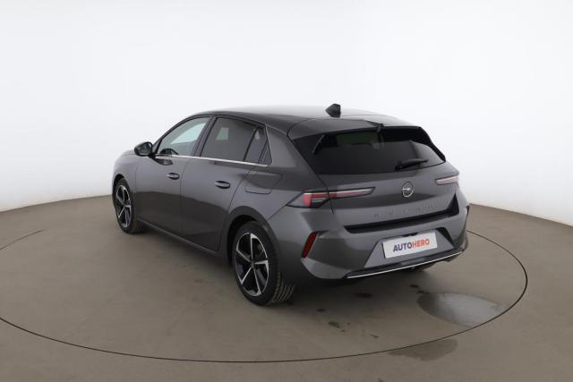 Opel Astra image 2