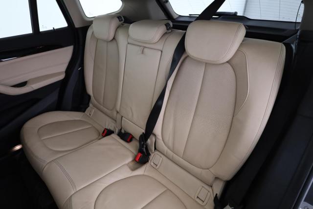 Bmw X1 image 9